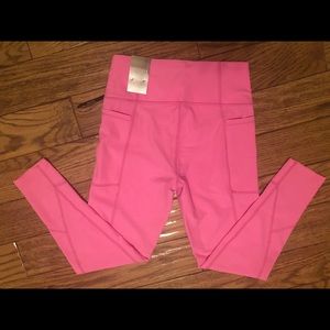 Victoria’s Secret sport 7/8 leggings size small